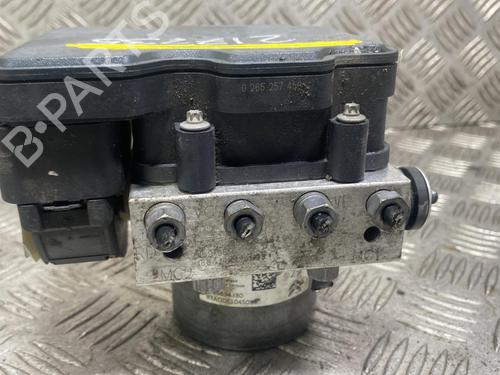 Used ABS pump ABS pump PEUGEOT 308 II (LB_, LP_, LW_, LH_, L3_) 1.2 THP 130 (131 hp) 20315558 20315558
