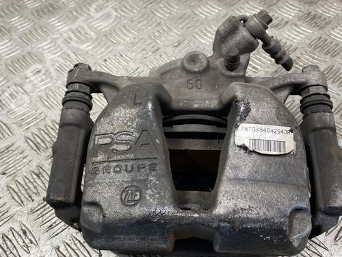 Used Left front brake caliper PEUGEOT 5008 II (MC_, MJ_, MR_, M4_) 1.2 THP (MRHNYH, MRHNYW, MRHNSJ, MRHNSU, MRHNSM) (131 hp) 28215690