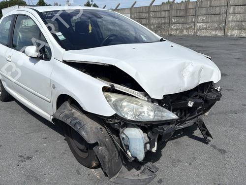 Engine control unit (ECU) PEUGEOT 307 (3A/C) 1.6 HDi 110 | BP31288468M57  - Image 13
