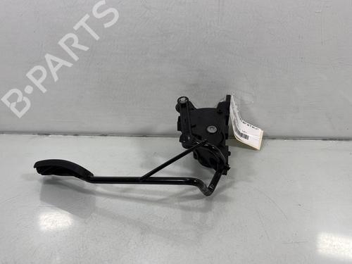 Pédale RENAULT CLIO II (BB_, CB_) 1.4 16V (B/CB0P, BB13) (98 hp) 29866830