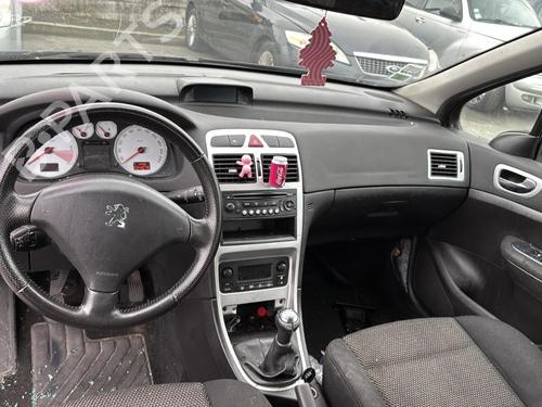 Windscreen washer tank PEUGEOT 307 (3A/C) 1.6 HDi | BP21822867C113 