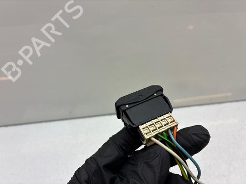 Used Left front window switch Left front window switch 39573202 39573202