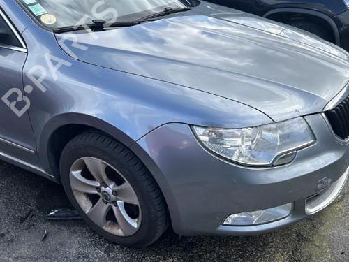 Left tailgate light SKODA SUPERB II (3T4) 1.9 TDI | BP27836380C79  - Image 8