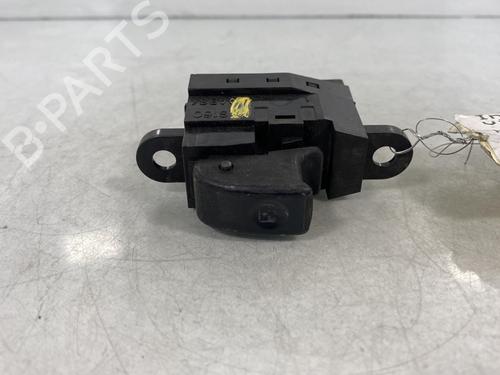 Right front window switch HYUNDAI H-1 / STAREX Bus (A1)  | BP20002236I26 