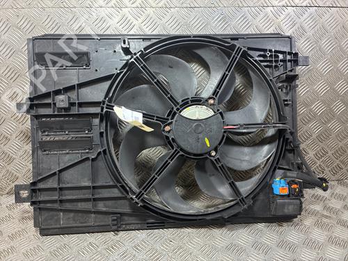 Used Radiator fan Radiator fan PEUGEOT 3008 II SUV (MC_, MR_, MJ_, M4_) 2.0 BlueHDi 150 (MJAHXH, MJAHXV, MJAHXG, MJAHSH, MJAHRH,... (150 hp) 40030460 40030460