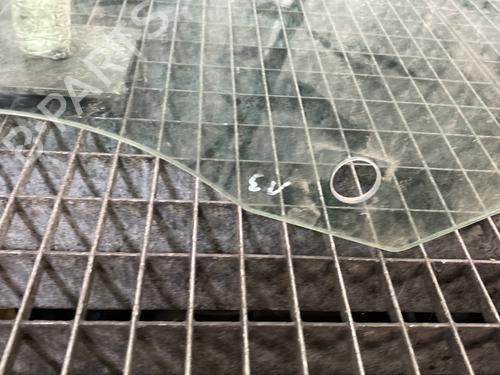 front-left-door-window-renault-scenic-iv-j9_-15-dci-110-hybrid-assist-j9ae-803014736r-2016-2017-2018-2019-2020-2021-2022-21590747 main image