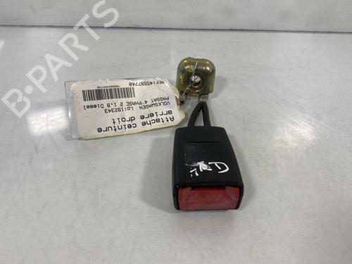 Used Seat buckle VW PASSAT B5.5 (3B3) 1.9 TDI (130 hp) 20029754