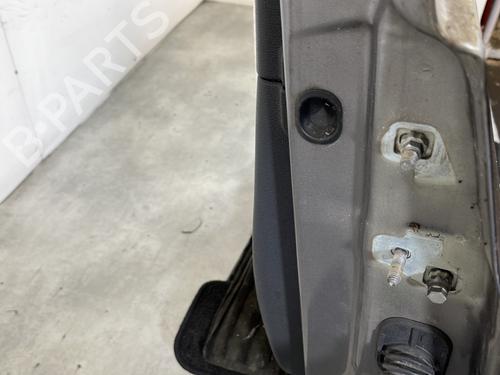 Left front door RENAULT CLIO III (BR0/1, CR0/1) 1.5 dCi (C/BR0G, C/BR1G) | BP30156455C2 