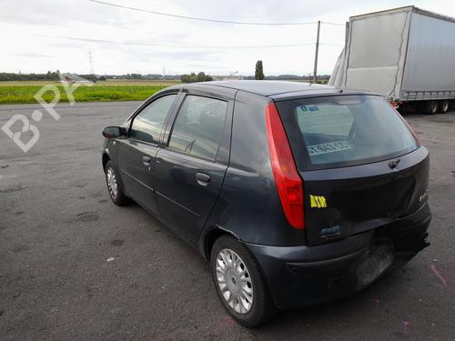 Brugte FIAT PUNTO (188_) 1.2 60 (188.030, .050, .130, .150, .230, .250) (60 hp) 4299358