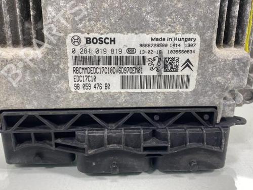 Used Engine control unit (ECU) Engine control unit (ECU) CITROËN JUMPY II Van [2007-2016] 21196987 21196987