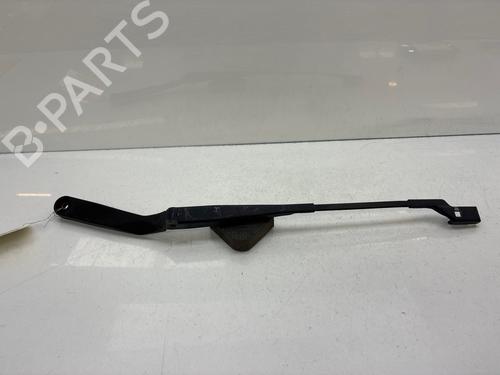 Used Front windshield wiper arm Front windshield wiper arm VW POLO IV (9N_, 9A_) 1.4 TDI (70 hp) 34627392 34627392