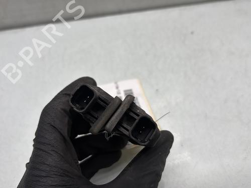 licence-plate-light-peugeot-1007-km_-2005-28522566 main image