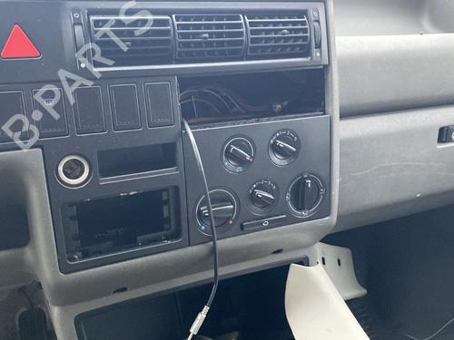 Front right door window VW TRANSPORTER T4 Van (70A, 70H, 7DA, 7DH) 2.5 TDI | BP31042812C19