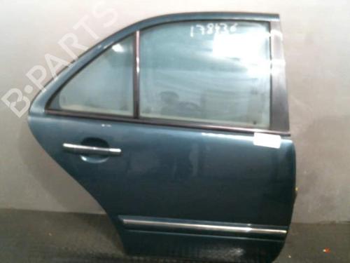 Dør højre bagtil MERCEDES-BENZ E-CLASS (W210) E 270 CDI (210.016) (170 hp) 20017398