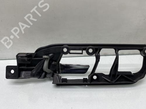 Used Front right interior door handle Front right interior door handle 30510010 30510010