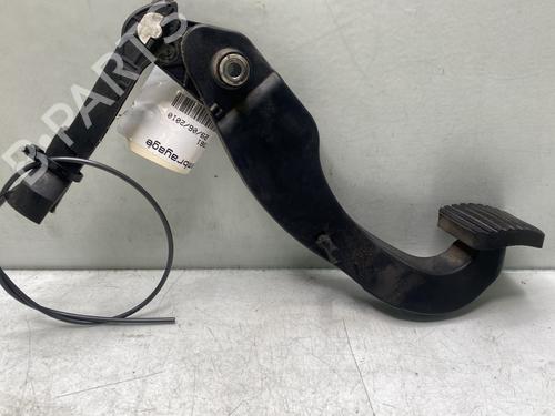 Used Clutch pedal PEUGEOT 206+ (2L_, 2M_) 1.4 HDi eco 70 (68 hp) 32063486