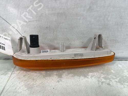 Used Right front indicator Right front indicator 37279842 37279842