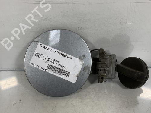 Used Fuel flap Fuel flap TOYOTA YARIS (_P9_) 1.4 D-4D (NLP90_, NLP90R) (90 hp) 20019019 20019019