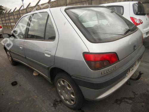 Grille PEUGEOT 306 Hatchback (7A, 7C, N3, N5)  | BP19985825C40 