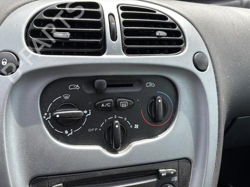 Left front door CITROËN XSARA PICASSO (N68) 1.6 HDi | BP30777907C2