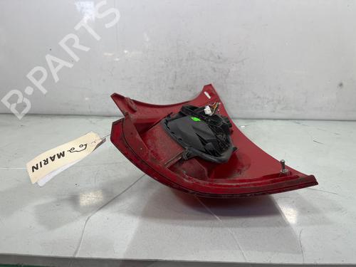 Venstre baglygte Venstre baglygte PEUGEOT 107 (PM_, PN_) 1.0 (68 hp) 36162540 36162540