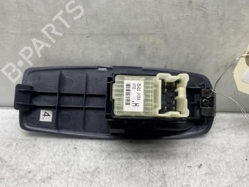 Used Right front window switch Right front window switch RENAULT KOLEOS I (HY_) 2.0 dCi (HY0K) (150 hp) 19992077 19992077