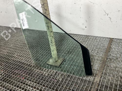Front right quarter glass RENAULT SCÉNIC II (JM0/1_) 1.9 dCi (JM0G, JM12, JM1G, JM2C) | BP29707103C112 