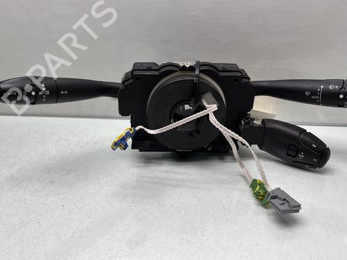 Commodo Essuie Glace / Phare CITROËN XSARA (N1) 1.6 16V (109 hp) 32125963