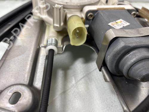 Front left window mechanism BMW 5 (E39) 523 i | BP30719990C22