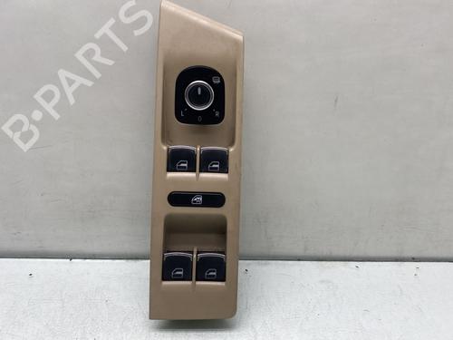 Venstre fortil elrude kontakt VW PASSAT B7 (362) 2.0 TDI (140 hp) 29939477