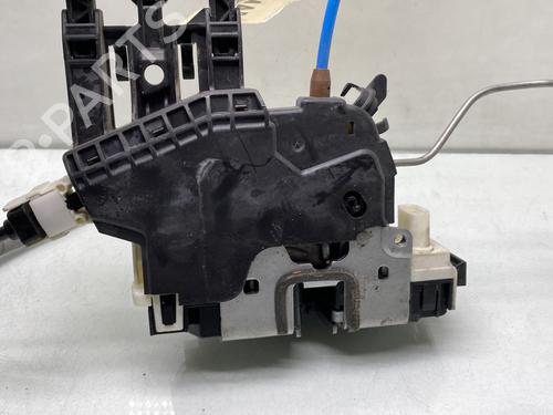 Høyre foran lås MERCEDES-BENZ A-CLASS (W176) A 200 CDI / d (176.008) | BP30910330C97