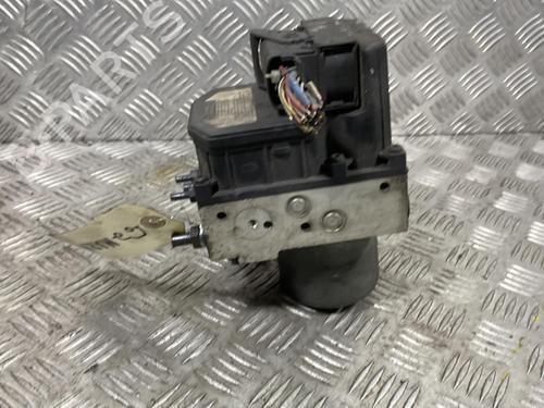 Used ABS pump TOYOTA AVENSIS (_T25_) 2.0 D-4D (CDT250_, CDT250R) (116 hp) 19974650