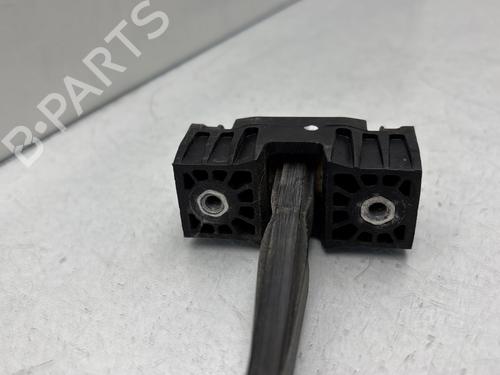 hingedoor-check-strap-bmw-1-f20-2011-2012-2013-2014-2015-2016-2017-2018-2019-28569047 main image