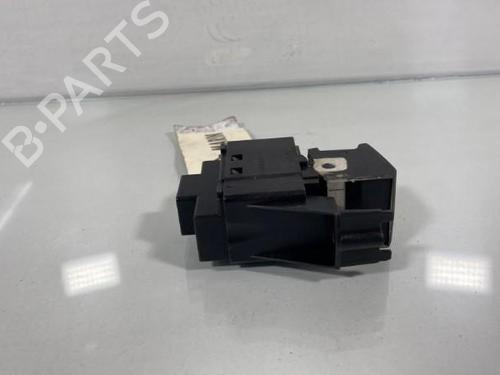 Used Switch Switch RENAULT LAGUNA III (BT0/1) 2.0 dCi (BT01, BT08, BT09, BT0E, BT0K, BT12, BT1C, BT1D,... (150 hp) 19957037 19957037