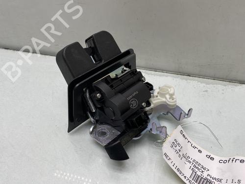 Used Tailgate lock AUDI A3 Sportback (8YA, 8YF) 35 TFSI Mild Hybrid (150 hp) 31613022
