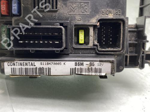 Used Fuse box Fuse box CITROËN BERLINGO / BERLINGO FIRST MPV (MF_, GJK_, GFK_) 1.6 16V (MFNFU) (109 hp) 26527928 26527928