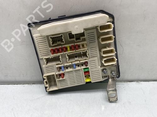 Used Fuse box RENAULT MEGANE II (BM0/1_, CM0/1_) 1.5 dCi (BM1E, CM1E) (106 hp) 31831277