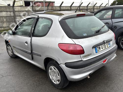 Front bumper PEUGEOT 206 Hatchback (2A/C) 1.4 i | BP23220306C7 