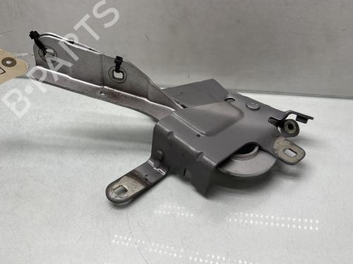 Used Hinge/Door check strap Hinge/Door check strap 33238383 33238383