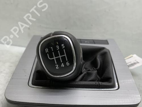 Used Shift knob Shift knob SKODA OCTAVIA III Combi (5E5, 5E6) 1.5 TSI (150 hp) 19973403 19973403