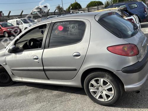 Sikringsdåse PEUGEOT 206 Hatchback (2A/C) 2.0 HDI 90 | BP22608336E1 