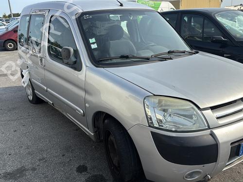 Grille CITROËN BERLINGO / BERLINGO FIRST Box Body/MPV (M_) 2.0 HDI 90 (MBRHY, MCRHY) | BP28496672C40 