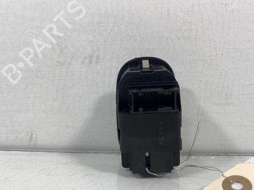 Left front window switch PEUGEOT 306 Break (7E, N3, N5) 2.0 HDI 90 | BP29507639I27 