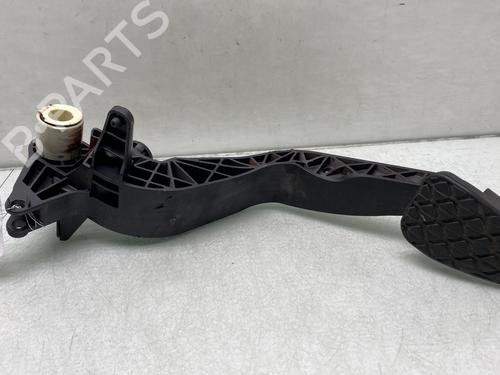 Used Clutch pedal Clutch pedal FORD FIESTA VI (CB1, CCN) 1.6 TDCi (95 hp) 22319390 22319390