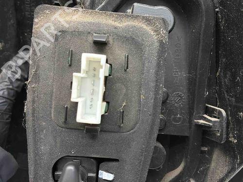 Left taillight CITROËN C3 II (SC_) 1.4 HDi 70 (SC8HZC, SC8HR0, SC8HP4) | BP37279544C34 - Image 4