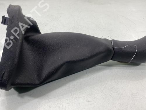 Used Gear lever DACIA SANDERO II 1.0 SCe 75 (B8JC, B8JD, B8NC) (73 hp) 28441468