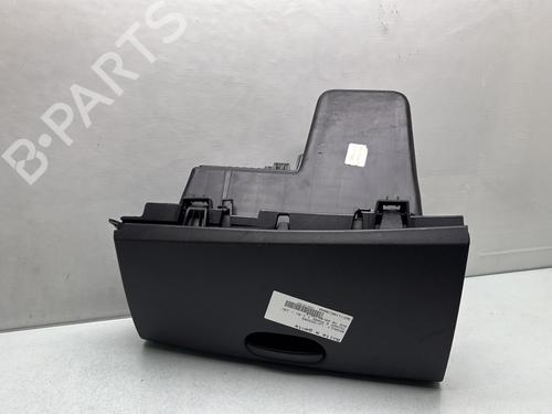 Used Glove box Glove box RENAULT TWINGO III (BCM_, BCA_) 1.0 SCe 70 (BCMB) (69 hp) 32134290 32134290