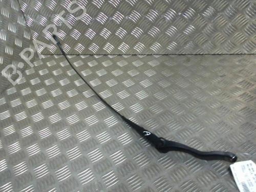 Used Front windshield wiper arm OPEL CORSA D (S07) 1.2 (L08, L68) (80 hp) 20017403