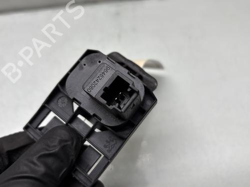 Switch PEUGEOT 407 (6D_) 2.0 HDi 135 (6DRHRH, 6DRHRE, 6DRHRG, 6DRHRJ) | BP31881084I30