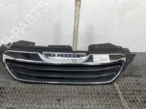 Used Grille PEUGEOT 108 1.0 VTi (69 hp) 19958591